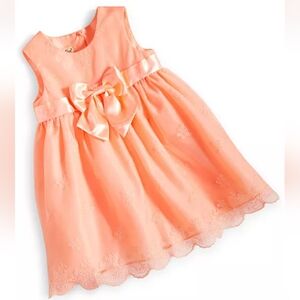 Macy's Purple Rose Sleeveless Peach Dress